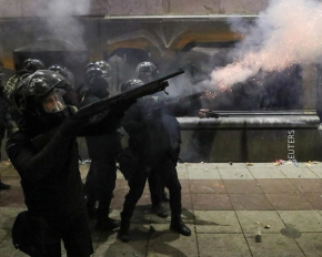 У Тбілісі силовики розігнали мітингувальників на проспекті Руставелі