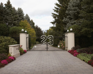 Майкл Джордан із великою знижкою продав свій маєток