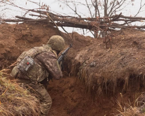 Где на фронте сейчас горячее всего: сообщили последние новости