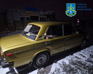 На Сумщині загинула людина у цивільному автомобілі