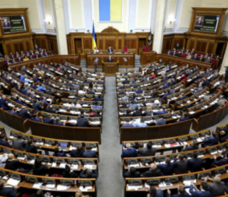 Рада продовжила воєнний стан та мобілізацію ще на 90 діб