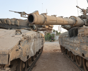 Не кажи "гоп"... Байден і Трамп зарано зраділи примиренню на Сході