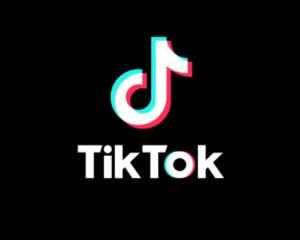 Миллионы &quot;беженцев TikTok&quot; в США переходят к китайскому приложению RedNote - СМИ