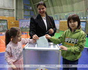 Єврокомісія оголосила "вибори" Лукашенка фіктивними