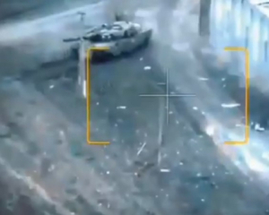 Екіпаж танка Leopard знищив колону з п'яти бронемашин військ РФ поблизу Покровська