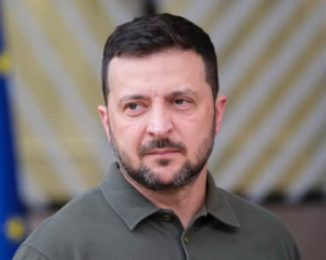 Ніяких сигналів про зупинення допомоги від Європи і США поки немає - Зеленський