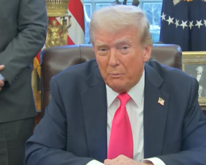 Трамп хотів скасувати візит Зеленського до США, але Макрон його відмовив - ЗМІ