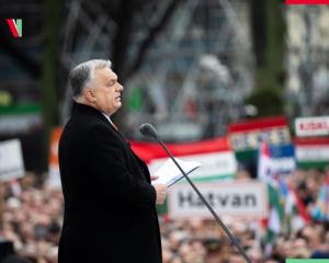 Правительство Орбана взялось обвинять Украину в опросе по евроинтеграции