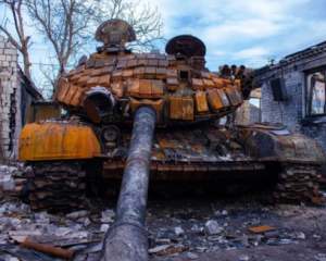 Російські війська намагаються прорвати оборону Торецька, використовуючи підземні маршрути