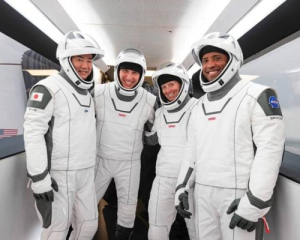 Компанія Маска запустила на орбіту корабель з космічними туристами