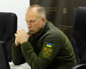 Безпілотники з дальністю 20 км та нові РЕБ: Сирський про новітні технології на фронті