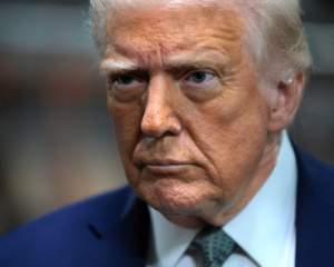 США не вестимуть переговори із Європою щодо зміни тарифів, якщо вона "не буде платити багато грошей щорічно" - Трамп