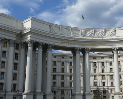 we.ua - Генерали дипломатичного фронту. Чого чекати від новопризначених послів України