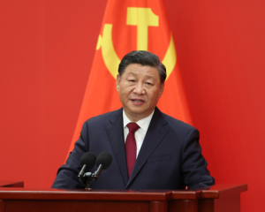 ЕС и Китай должны объединить усилия по противостоянию тарифам Трампа - Си Цзиньпин