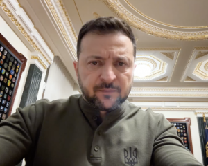 Зеленський підписав санкції проти ексголови Нацбанку та ексвласника БЦ Guliver