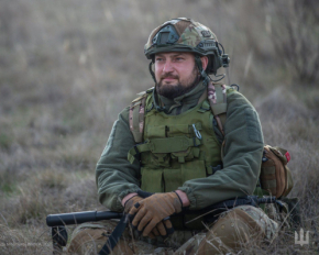 "Стальные. Непокоренные. Наши" - показали лицо морпехов в промежутке между боями на востоке