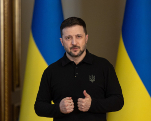 Зеленский подписал продление военного положения и мобилизации еще на 90 дней