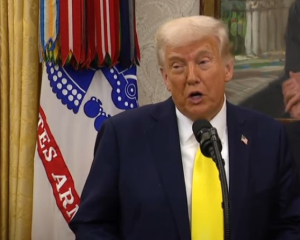 "Зупинись!": Трамп звернуся до Путіна з закликом укласти мир після ракетної атаки РФ