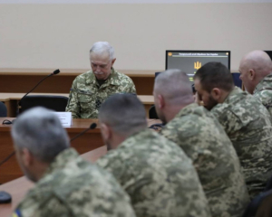 Рада планує дозволити українцям, старшим за 60 років, підписати контракти з Силами оборони