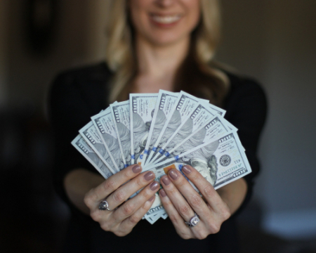 Багатітимуть на кожному кроці - два знаки, яким у травні всміхнеться успіх