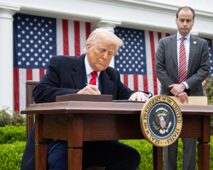 "Мы получаем гораздо больше $350 млрд" - Трамп про соглашение о ископаемых
