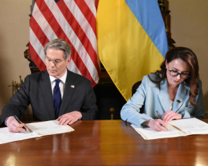 Соглашение США и Украины о недрах не принесет скорых доходов - Reuters