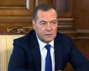 Медведєв погрожує Києву: "10 травня може не настати"