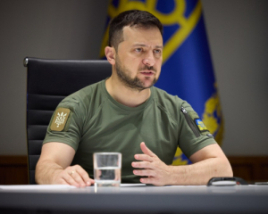 Путін мріє про перемир'я, а ми чекаємо на снаряди - Зеленський