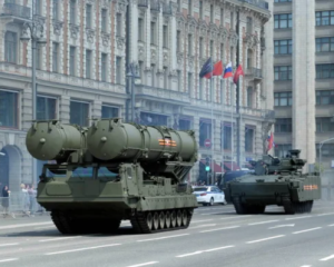 РФ стянула 300 систем ПВО в Москву перед парадом