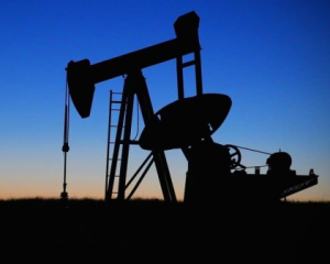 Мировые цены на нефть рухнули - какая причина