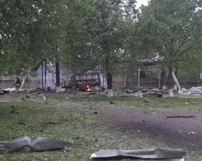 Харків понад дві години був під масованою атакою РФ - наслідки у фото
