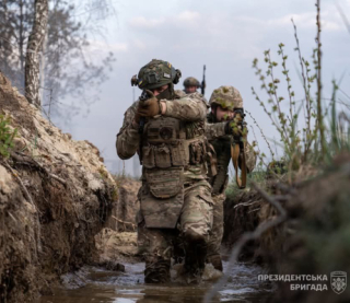 Ворог атакує майже на всіх напрямках фронту - Генштаб оновив карти бойових дій