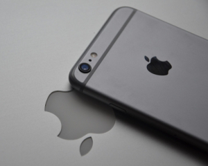 До 20-річчя iPhone Apple збирається здивувати світ - ЗМІ