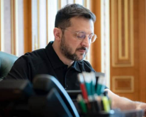 Зеленський виключив зі складу Ставки верховного головнокомандувача заступника Умєрова