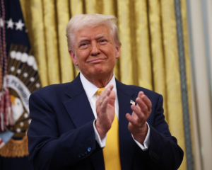 Трамп розпочав поїздку Близьким Сходом з візиту до Саудівської Аравії