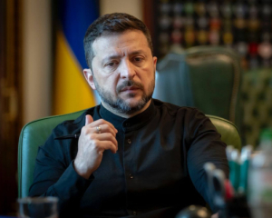 Зеленський говорив зі Стармером про санкції проти РФ