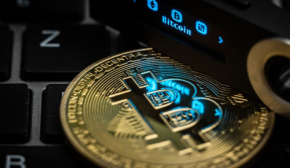 Біткоїн оновив історичний рекорд, подолавши позначку $109 400