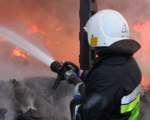 Росіяни вдарили ракетою по Харкову: двоє постраждалих
