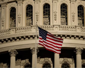 Вже понад 80 сенаторів підтримали запровадження санкцій США проти РФ