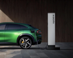 Xiaomi бросает вызов Tesla: представлен кроссовер с разгоном за 3,2 сек.