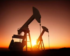 Нефть подешевела из-за возможного увеличения добычи странами ОПЕК
