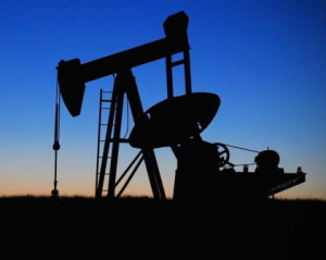 Решение суда по пошлинам Трампа всколыхнуло цены на нефть