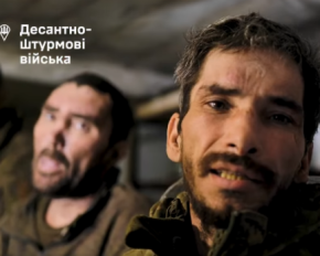 ДШВ показали, як беруть у полон росіян на Курському напрямку