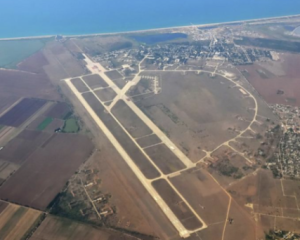 Окупанти у Криму посилюють охорону аеродромів