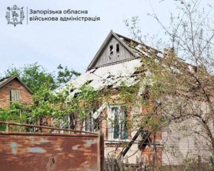 Россияне ранили двух людей в Запорожской области