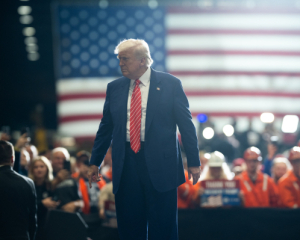 Трамп закликав не спішити з новим пакетом антиросійських санкцій