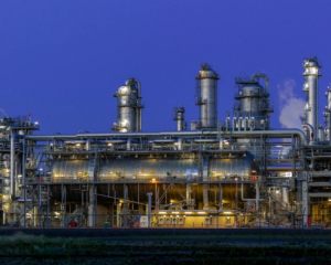 Нафтогазові доходи Росії впали на понад половину за місяць