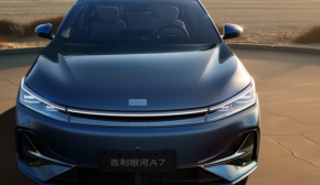 Geely показала новий сімейний електроседан