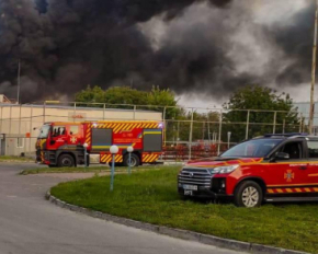 Тернопіль затягнуло їдким димом - містянам радять не виходити на вулицю