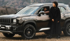 У Японії представили дешевий гібрид Honda та класичного Jeep Cherokee